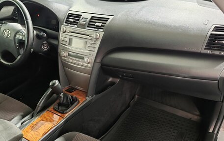 Toyota Camry, 2010 год, 1 100 000 рублей, 14 фотография