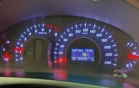 Toyota Camry, 2010 год, 1 100 000 рублей, 8 фотография