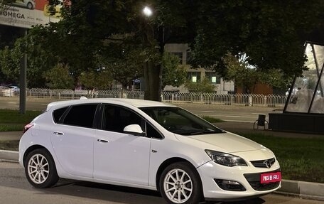 Opel Astra J, 2013 год, 730 000 рублей, 1 фотография
