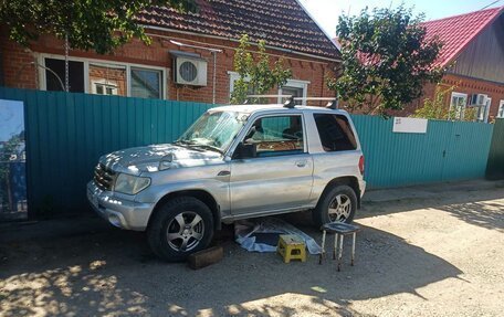 Mitsubishi Pajero iO, 2001 год, 200 000 рублей, 1 фотография
