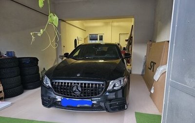 Mercedes-Benz E-Класс, 2019 год, 2 500 000 рублей, 1 фотография
