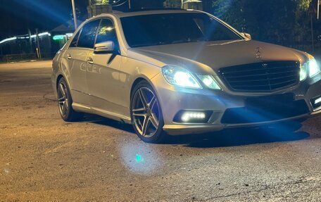 Mercedes-Benz E-Класс, 2011 год, 1 500 000 рублей, 1 фотография