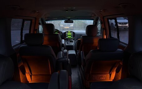 Hyundai Grand Starex Grand Starex I рестайлинг 2, 2014 год, 2 000 000 рублей, 10 фотография