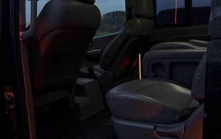 Hyundai Grand Starex Grand Starex I рестайлинг 2, 2014 год, 2 000 000 рублей, 13 фотография