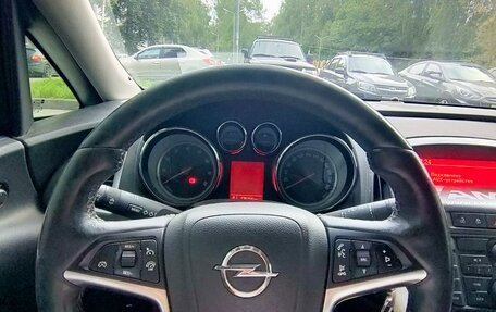 Opel Astra J, 2013 год, 730 000 рублей, 2 фотография