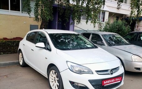 Opel Astra J, 2013 год, 730 000 рублей, 6 фотография