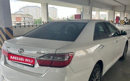 Toyota Camry, 2016 год, 2 050 000 рублей, 3 фотография