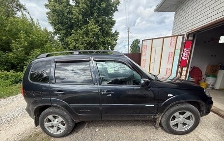 Chevrolet Niva I рестайлинг, 2015 год, 650 000 рублей, 2 фотография