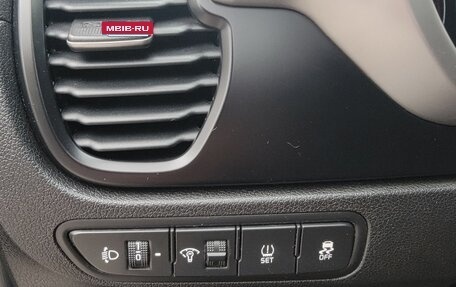 KIA Rio IV, 2021 год, 1 820 000 рублей, 9 фотография
