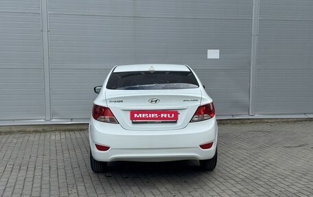 Hyundai Solaris II рестайлинг, 2012 год, 695 000 рублей, 5 фотография