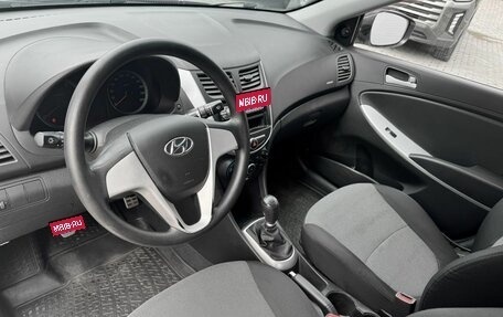 Hyundai Solaris II рестайлинг, 2012 год, 695 000 рублей, 7 фотография