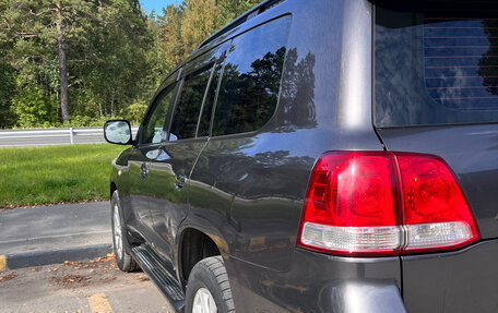 Toyota Land Cruiser 200, 2010 год, 3 290 000 рублей, 5 фотография