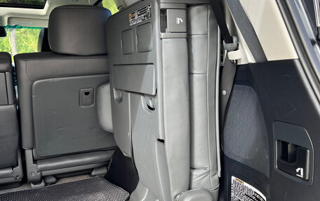 Toyota Land Cruiser 200, 2010 год, 3 290 000 рублей, 13 фотография