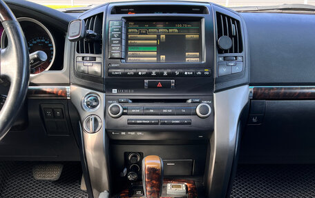 Toyota Land Cruiser 200, 2010 год, 3 290 000 рублей, 16 фотография