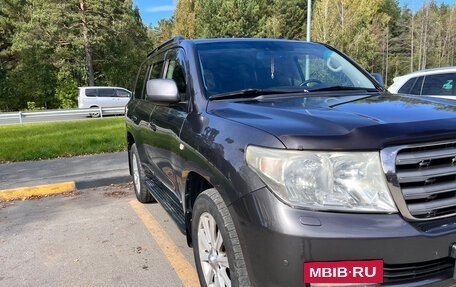 Toyota Land Cruiser 200, 2010 год, 3 290 000 рублей, 3 фотография