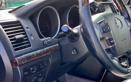 Toyota Land Cruiser 200, 2010 год, 3 290 000 рублей, 17 фотография