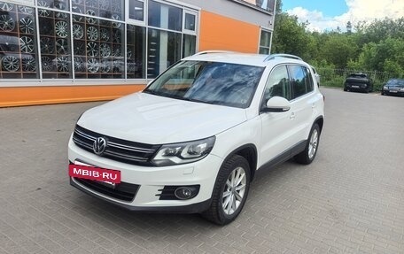 Volkswagen Tiguan I, 2012 год, 1 400 000 рублей, 2 фотография