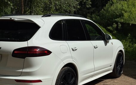 Porsche Cayenne III, 2012 год, 2 180 000 рублей, 28 фотография