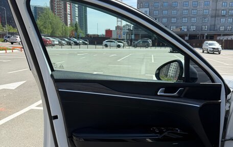 KIA K5, 2020 год, 2 250 000 рублей, 10 фотография