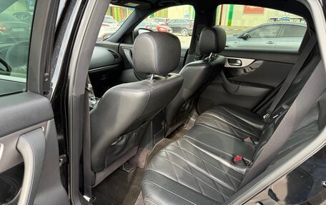 Infiniti QX70, 2014 год, 2 150 000 рублей, 5 фотография