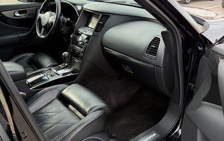 Infiniti QX70, 2014 год, 2 150 000 рублей, 2 фотография