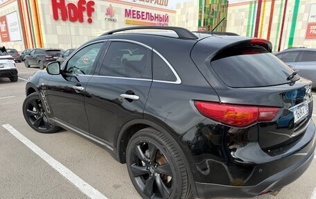 Infiniti QX70, 2014 год, 2 150 000 рублей, 7 фотография