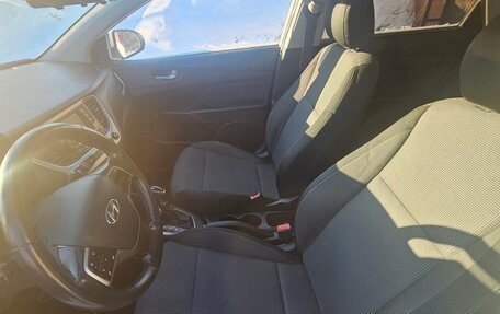 Hyundai Solaris II рестайлинг, 2019 год, 1 100 000 рублей, 11 фотография