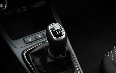 KIA Rio IV, 2017 год, 1 299 000 рублей, 15 фотография