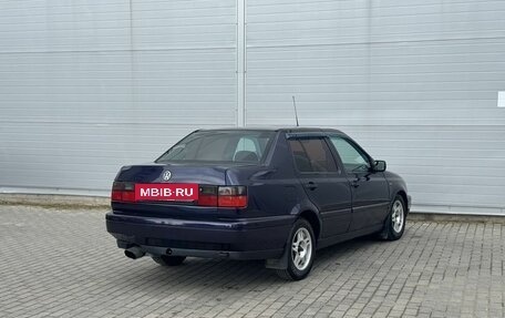Volkswagen Vento, 1997 год, 195 000 рублей, 4 фотография