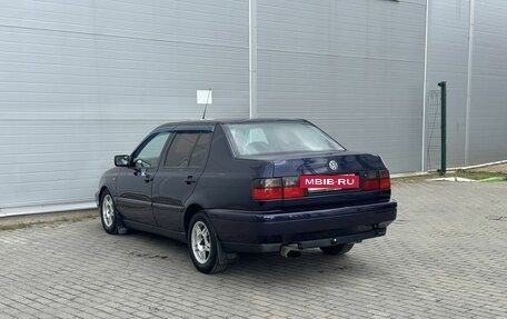 Volkswagen Vento, 1997 год, 195 000 рублей, 6 фотография