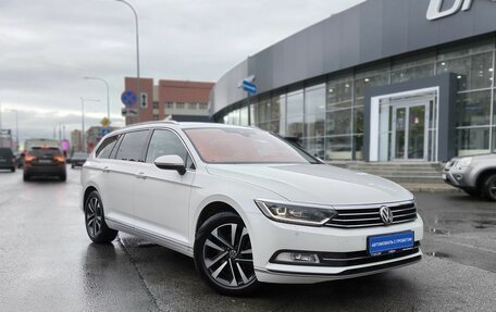 Volkswagen Passat B8 рестайлинг, 2018 год, 2 275 000 рублей, 3 фотография