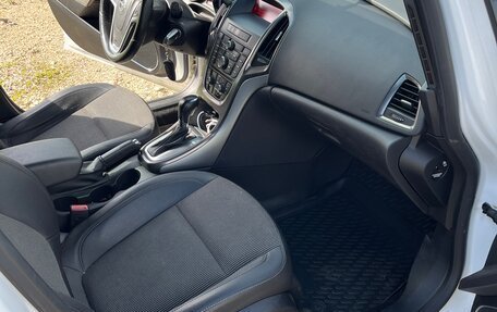 Opel Astra J, 2011 год, 700 000 рублей, 16 фотография