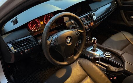 BMW 5 серия, 2008 год, 780 000 рублей, 16 фотография