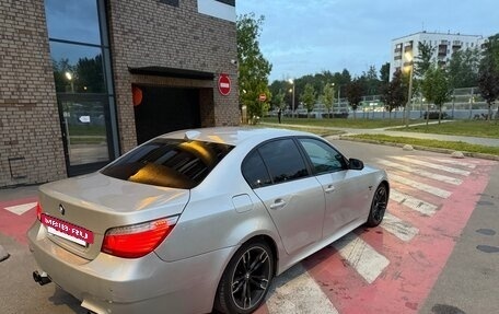 BMW 5 серия, 2008 год, 780 000 рублей, 11 фотография