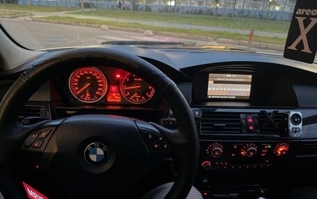 BMW 5 серия, 2008 год, 780 000 рублей, 17 фотография