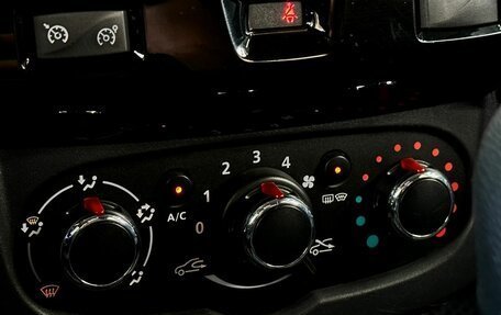 Renault Duster I рестайлинг, 2017 год, 1 279 000 рублей, 20 фотография