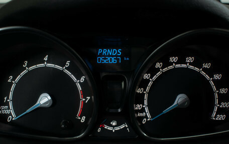 Ford Fiesta, 2015 год, 945 000 рублей, 13 фотография