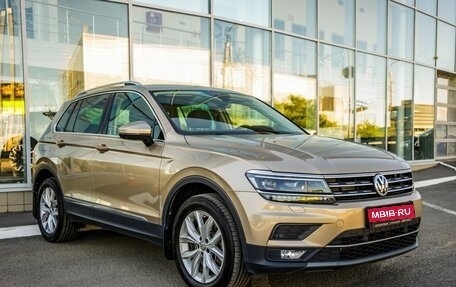 Volkswagen Tiguan II, 2019 год, 2 998 000 рублей, 1 фотография