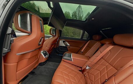 BMW 7 серия, 2025 год, 15 900 000 рублей, 19 фотография