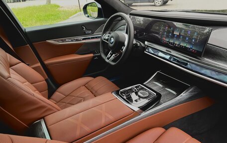 BMW 7 серия, 2025 год, 15 900 000 рублей, 23 фотография