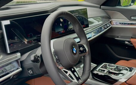 BMW 7 серия, 2025 год, 15 900 000 рублей, 32 фотография