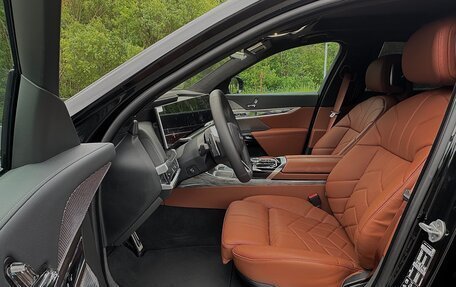 BMW 7 серия, 2025 год, 15 900 000 рублей, 34 фотография