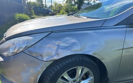 Hyundai Sonata VI, 2011 год, 790 000 рублей, 8 фотография