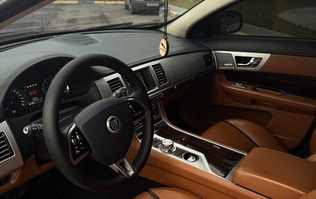 Jaguar XF I рестайлинг, 2012 год, 1 590 000 рублей, 13 фотография