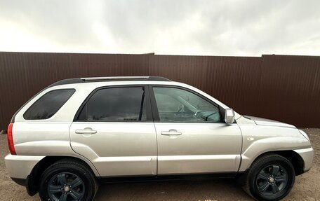 KIA Sportage II, 2009 год, 900 000 рублей, 3 фотография