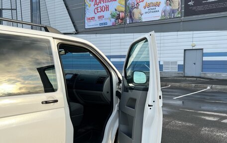 Volkswagen Caravelle T5, 2013 год, 1 480 000 рублей, 5 фотография
