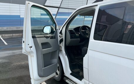 Volkswagen Caravelle T5, 2013 год, 1 480 000 рублей, 6 фотография
