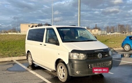 Volkswagen Caravelle T5, 2013 год, 1 480 000 рублей, 2 фотография