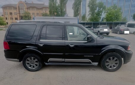 Lincoln Navigator, 2002 год, 1 500 000 рублей, 10 фотография