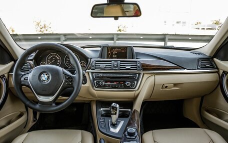 BMW 3 серия, 2012 год, 1 698 000 рублей, 14 фотография